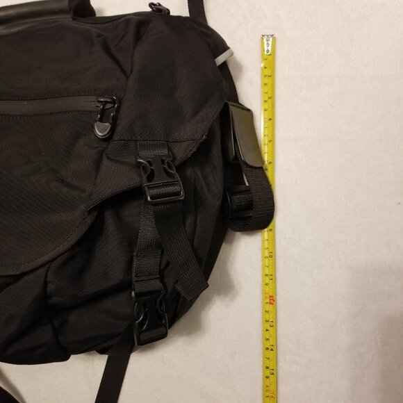 MEC Black Messenger Bag Cross Body Gorpcore Side Bag Laptop Large 17" w/ Pockets - Picture 13 of 14